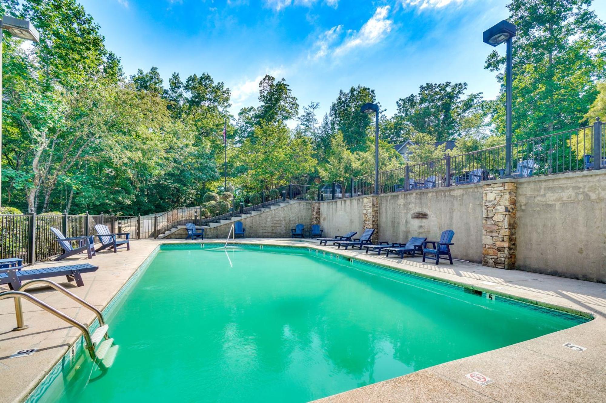 Smoky Mountain Cabin With Deck And Hot Tub! Pigeon Forge Exteriör bild