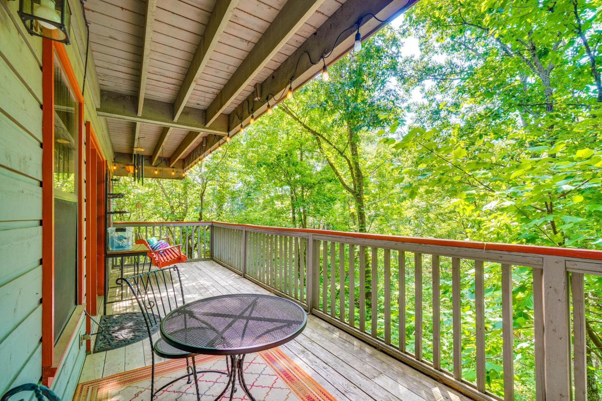 Smoky Mountain Cabin With Deck And Hot Tub! Pigeon Forge Exteriör bild